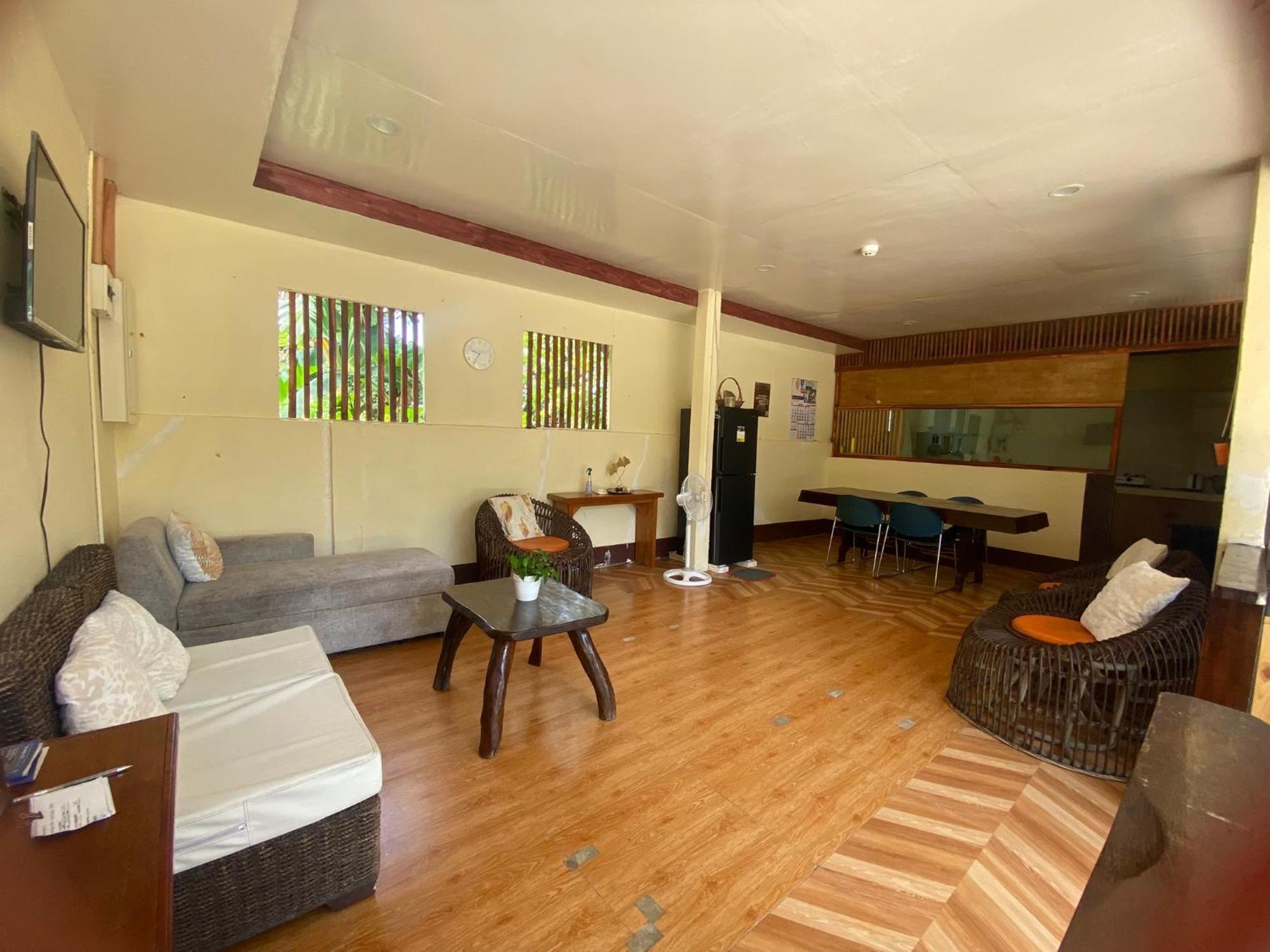 Road Garden Villa جنرال لونا المظهر الخارجي الصورة